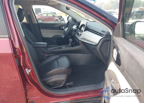 2022 Jeep Compass Limited 4X4 from USA, damaged, VIN 3C4NJDCB9NT142364